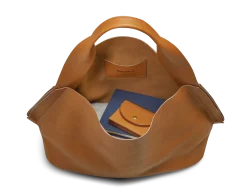 Shinola Tote Bags|Best Sellers|Derby Shoulder Bag Tan